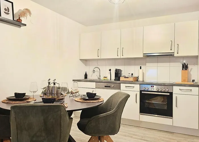 Design-Apartment II Boxspring I Nespresso I Balkon I Basel 10 Km I Tiefgarage