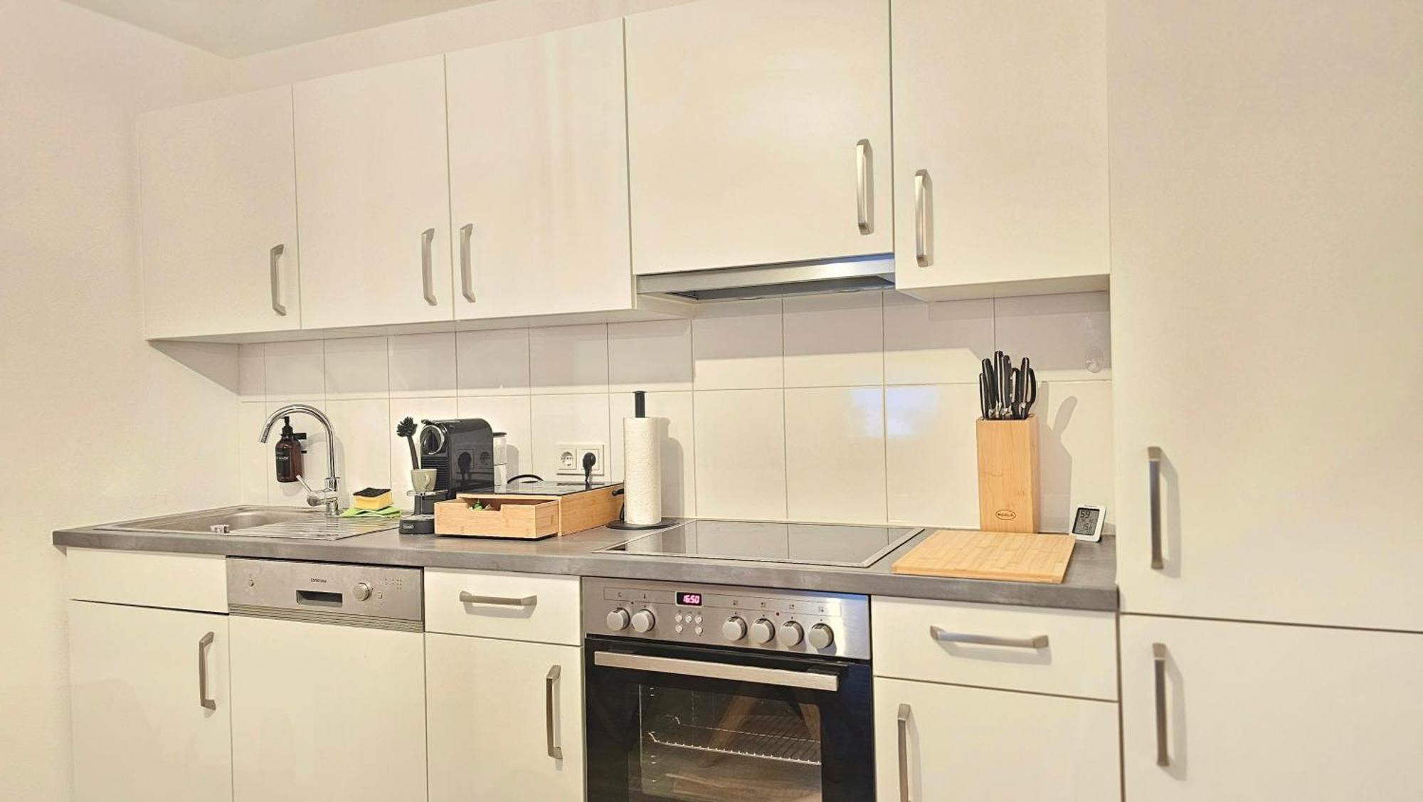 Apartment Design-apartment Ii Boxspring I Nespresso I Balkon I Basel 10 Km I Tiefgarage