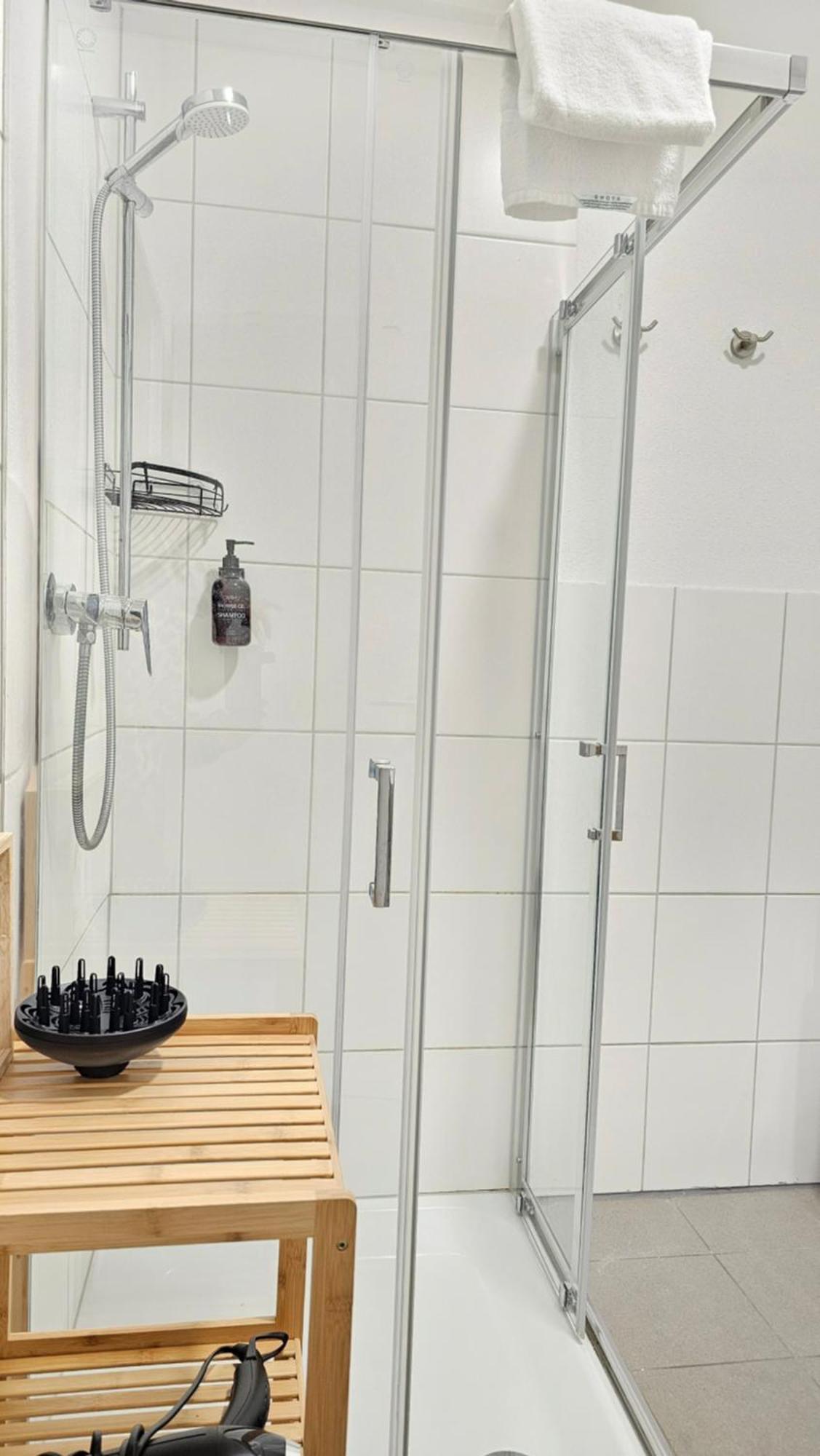 Design-apartment Ii Boxspring I Nespresso I Balkon I Basel 10 Km I Tiefgarage